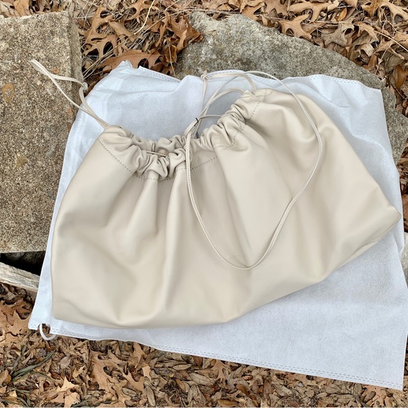 STUDIO AMELIA Maxi Drawstring Ruched Lambskin Leather Clutch/Purse - Picture 6 of 7